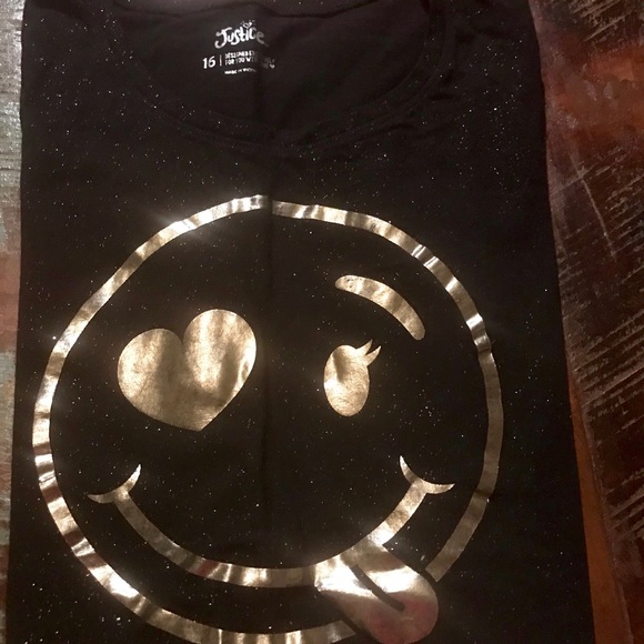 🎀 - Picture 3 of 3